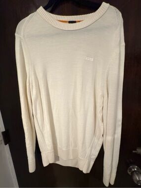 BOSS Men's Off-White Crewneck Sweater. Size XL.